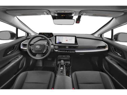 Used 2025 Toyota Prius XLE FWD image 4