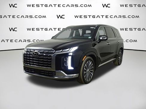 Used 2024 Hyundai Palisade Calligraphy image 1