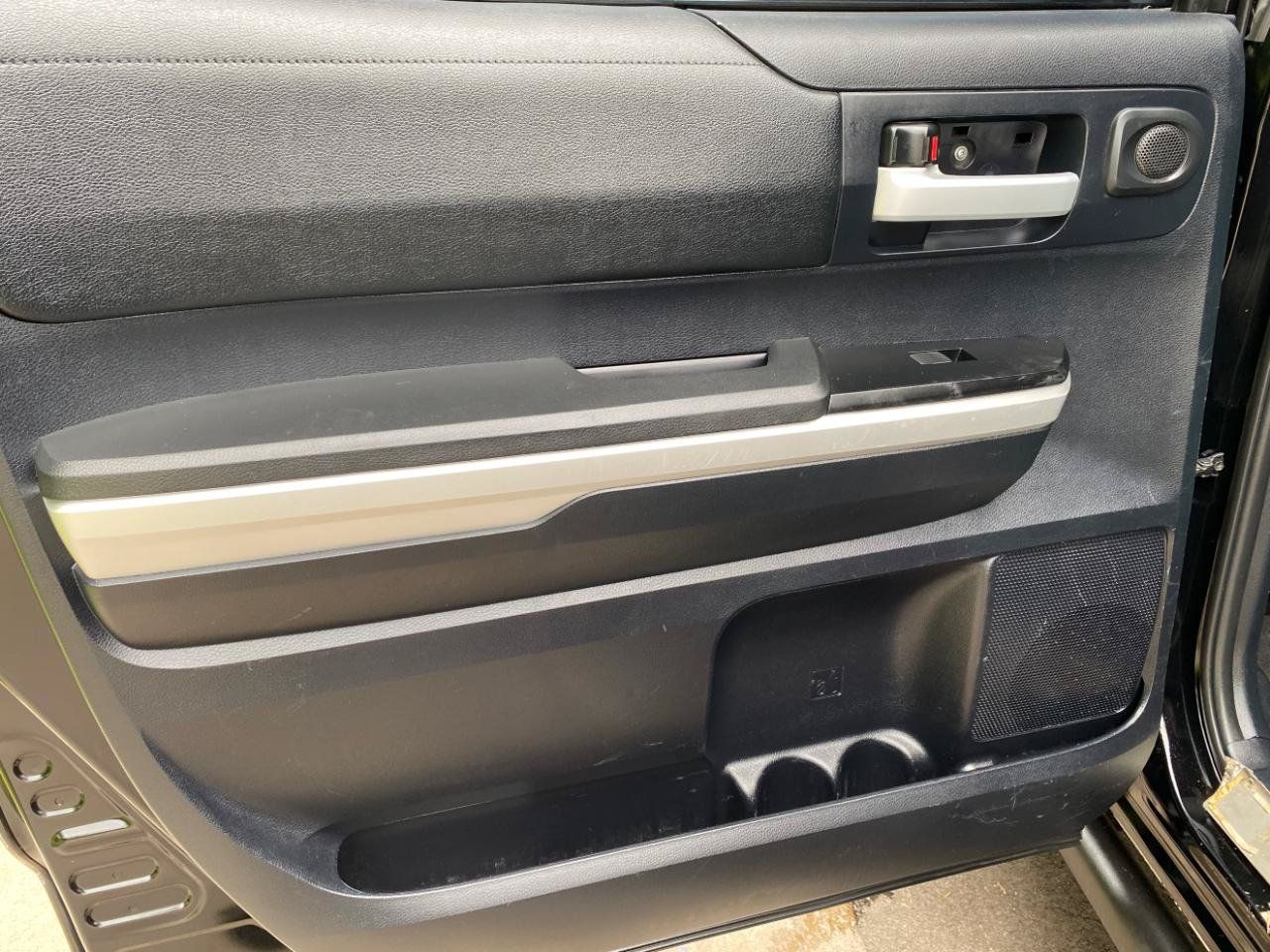 Used 2014 Toyota Tundra SR5 w/ SR5 Upgrade Package RWD image 34