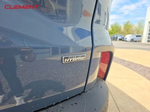 New 2025 Ford Escape SE image 9