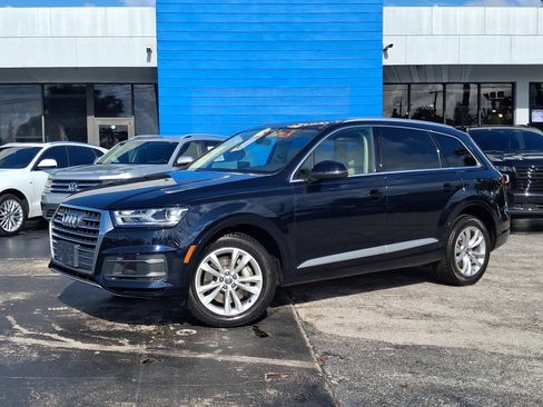 Used 2017 Audi Q7 3.0T Premium Plus AWD/4WD image 2