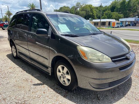Used 2005 Toyota Sienna LE FWD image 9