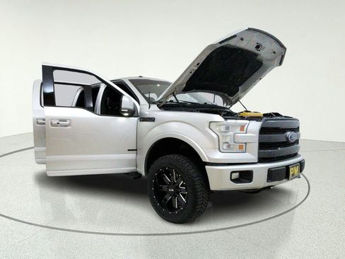 Used 2016 Ford F150 Lariat w/ Equipment Group 502A Luxury AWD/4WD image 15