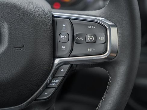New 2026 RAM 2500 Laramie AWD/4WD image 37