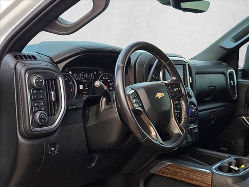 Used 2021 Chevrolet Silverado 3500 High Country w/ Technology Package AWD/4WD image 9