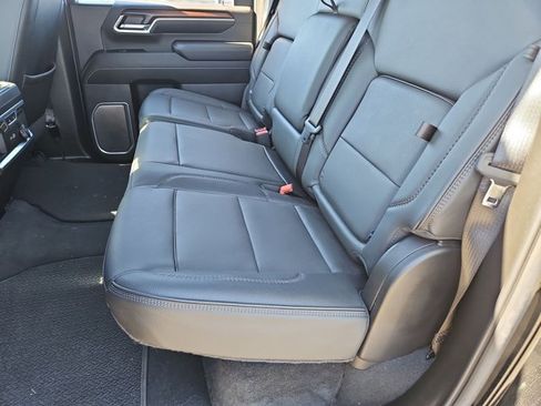 Certified 2024 GMC Sierra 2500 Denali w/ Denali Reserve Package image 17