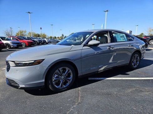 New 2025 Honda Accord EX-L image 3