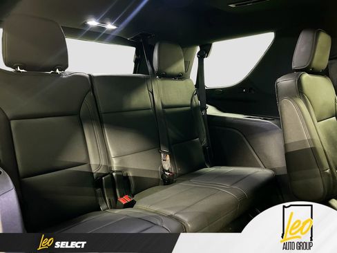 Used 2021 Chevrolet Tahoe Z71 w/ Z71 Off-Road Package image 28