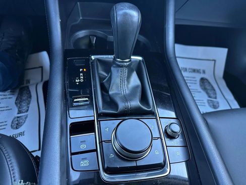 Used 2022 MAZDA MAZDA3 s image 31