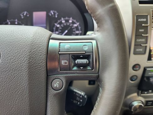 Used 2016 Lexus GX 460 w/ Premium Package AWD/4WD image 30