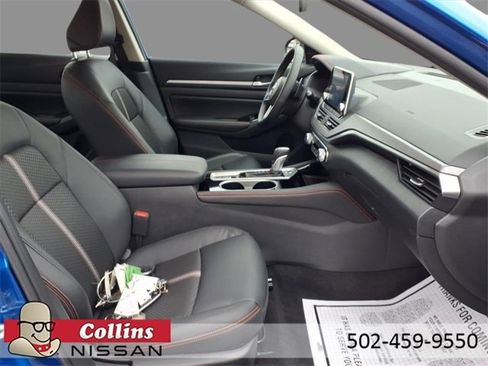 Certified 2025 Nissan Altima 2.5 SR image 13
