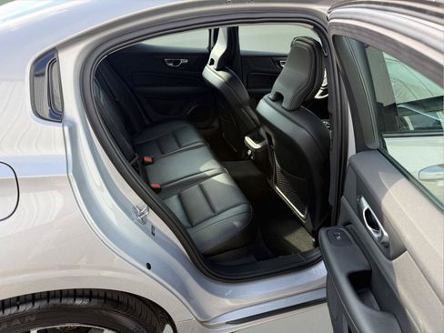 Used 2024 Volvo S60 B5 Core FWD image 21