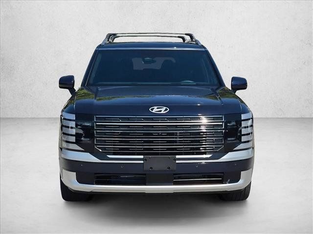 Used 2026 Hyundai Palisade Calligraphy FWD image 2