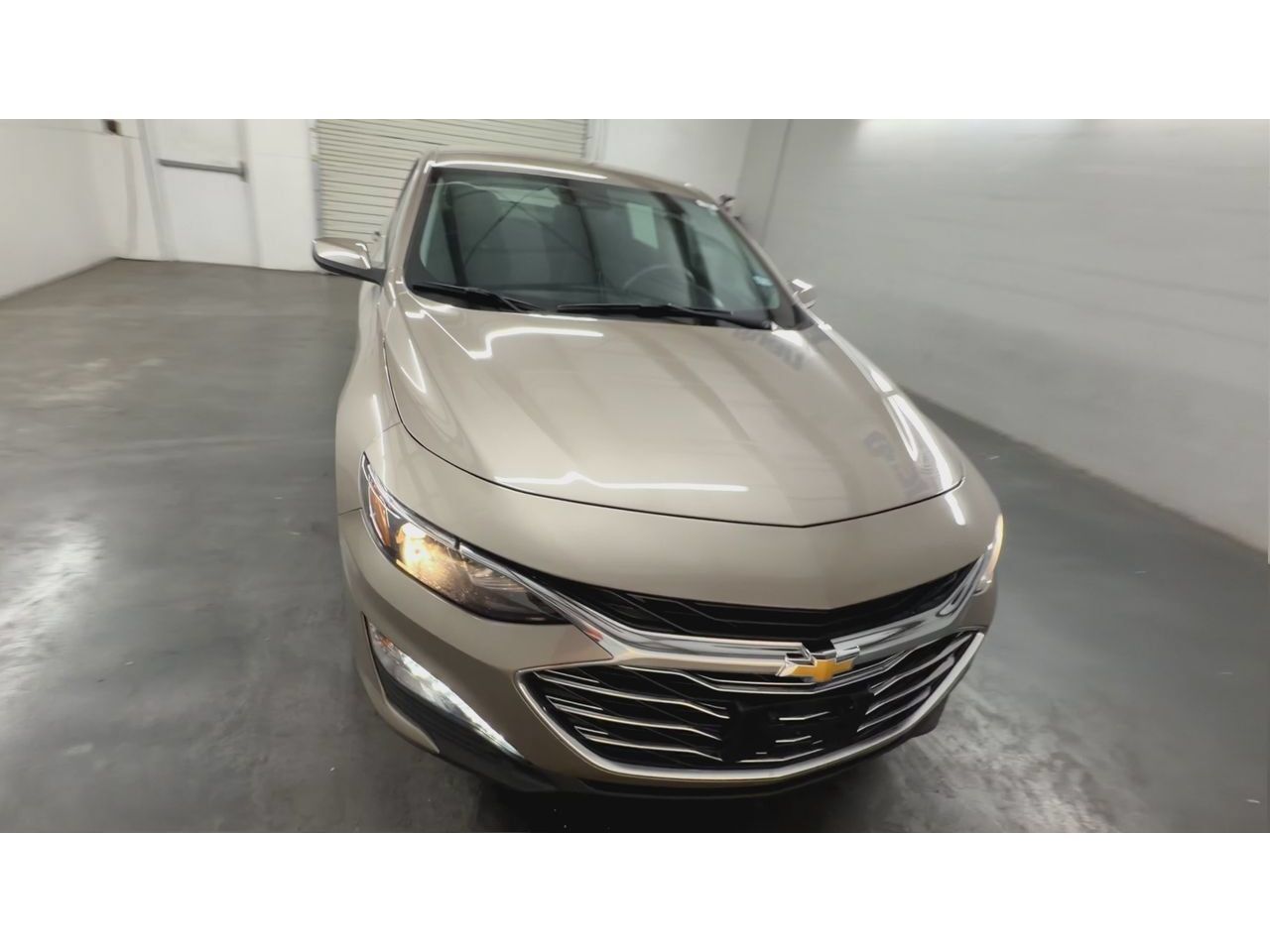 Certified 2025 Chevrolet Malibu LT FWD image 3