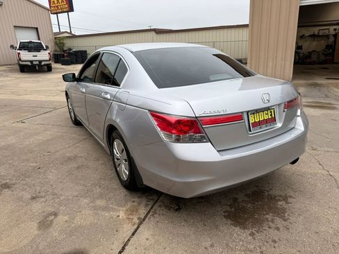 Used 2011 Honda Accord LX image 7