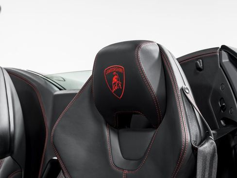 Used 2020 Lamborghini Huracan EVO AWD/4WD image 20