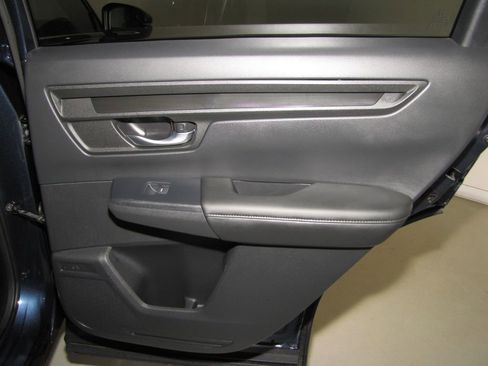 Used 2023 Honda CR-V EX image 19