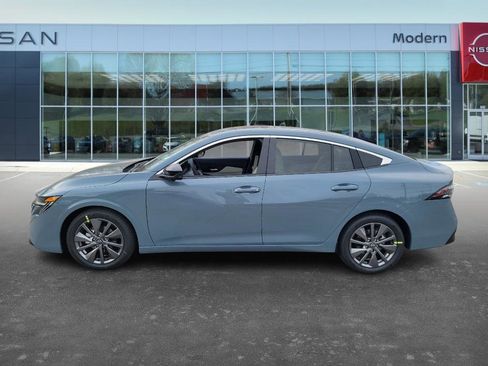 New 2026 Nissan Sentra SL image 7