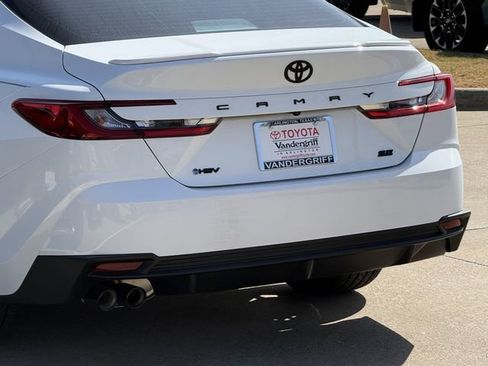 New 2026 Toyota Camry SE image 6
