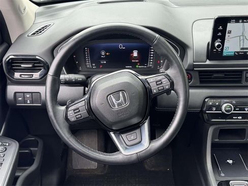 Used 2023 Honda Pilot Elite image 14