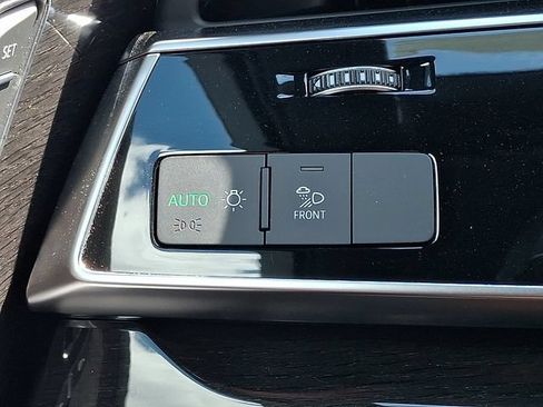 Certified 2025 Audi Q7 3.0T Premium Plus AWD/4WD image 26