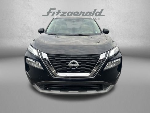 Used 2023 Nissan Rogue SV w/ SV Premium B Package image 2