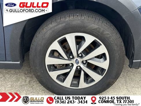 Used 2024 Subaru Outback Premium AWD/4WD image 30