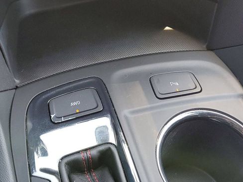 Used 2024 Chevrolet Equinox RS AWD/4WD image 18