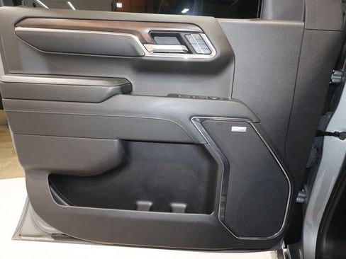 Used 2024 GMC Sierra 1500 SLT w/ SLT Premium Plus Package image 22