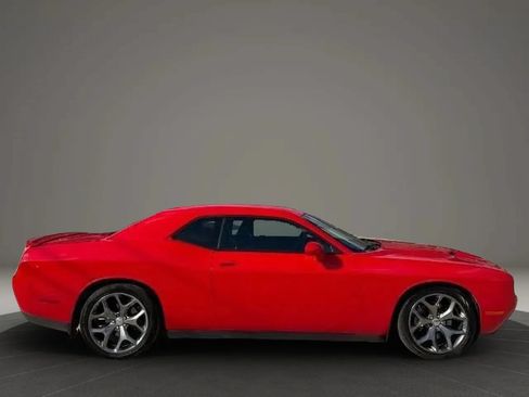 Used 2015 Dodge Challenger SXT Plus w/ Technology Group RWD image 16
