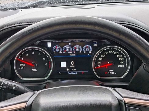 Used 2021 Chevrolet Silverado 1500 High Country w/ Safety Package II image 34