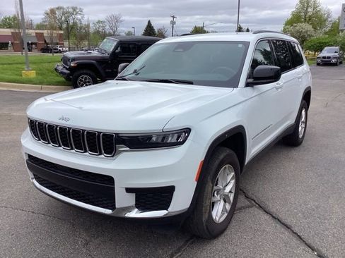 Used 2024 Jeep Grand Cherokee L Laredo w/ Luxury Tech Group I AWD/4WD image 7
