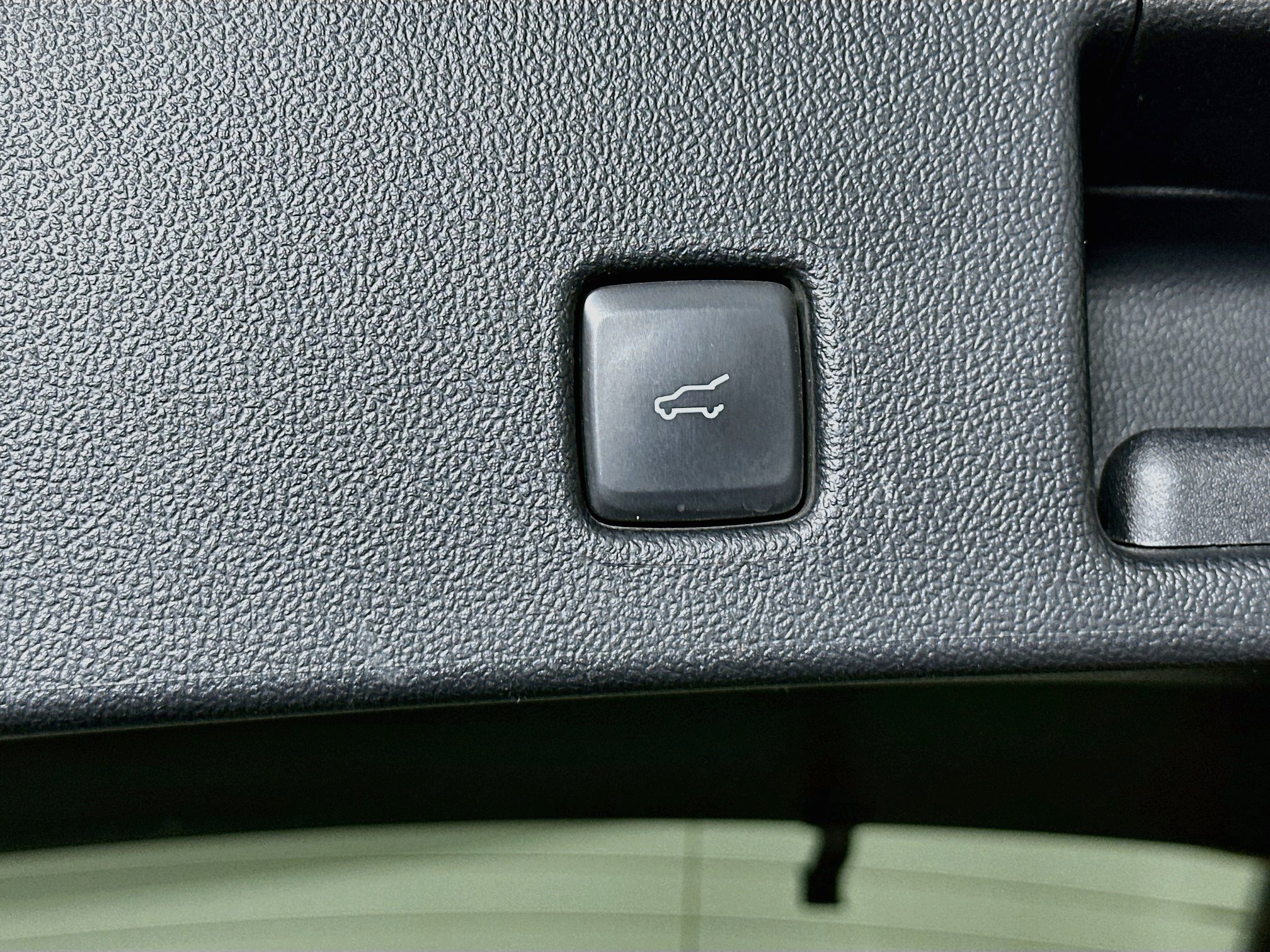 Used 2024 Ford Escape Active FWD image 28