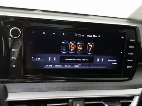 Used 2022 Kia K5 GT-Line image 9