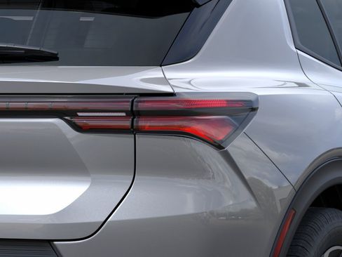 New 2026 Chevrolet Equinox EV LT FWD image 11