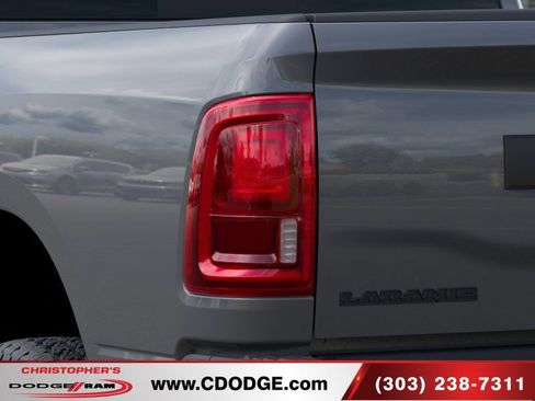 New 2026 RAM 2500 Laramie AWD/4WD image 9