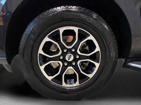 Used 2022 Ford Expedition XLT AWD/4WD image 8