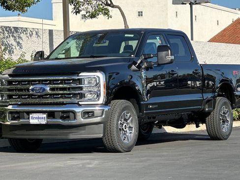 New 2026 Ford F350 Lariat w/ FX4 Off-Road Package image 8