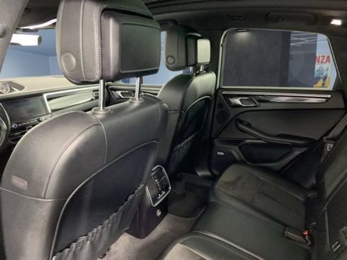 Used 2019 Porsche Macan AWD/4WD image 20