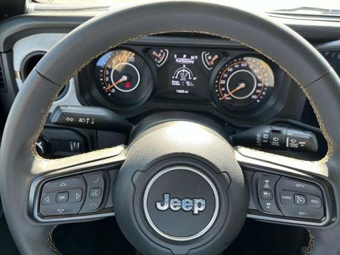 Certified 2024 Jeep Wrangler Willys image 20