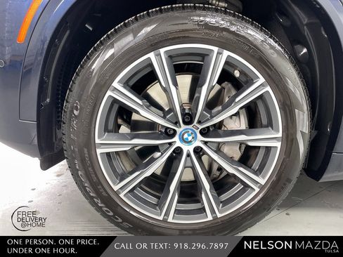 Used 2023 BMW X5 xDrive45e w/ Executive Package image 11