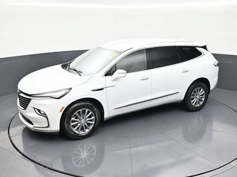 Used 2022 Buick Enclave Premium FWD image 12