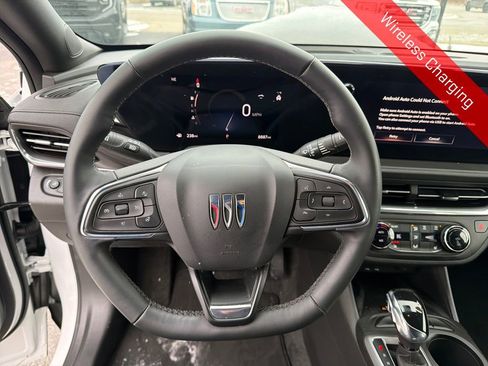 Used 2024 Buick Envista Preferred w/ Convenience I Package image 14