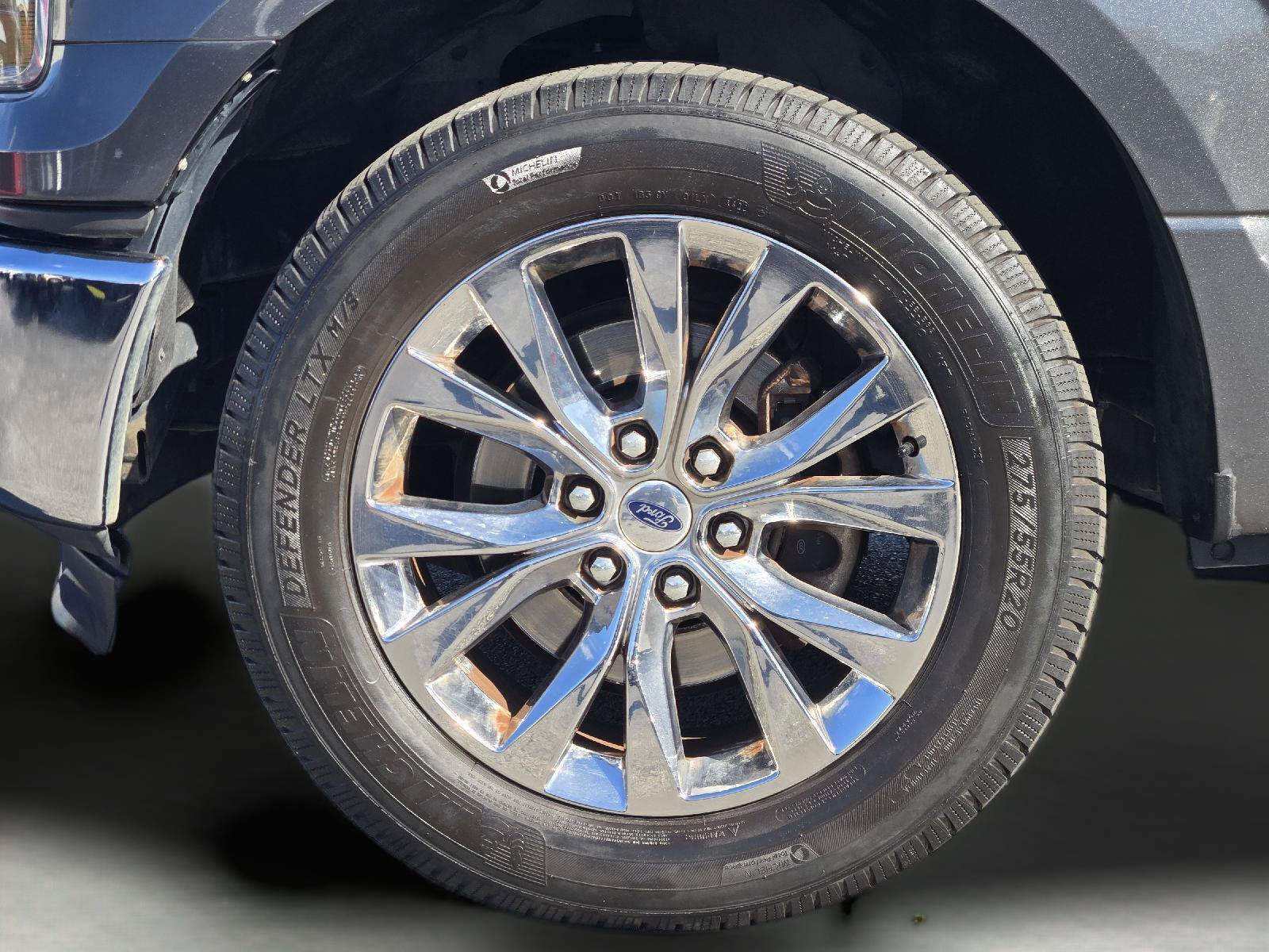 Used 2015 Ford F150 XLT w/ Equipment Group 302A Luxury RWD image 11