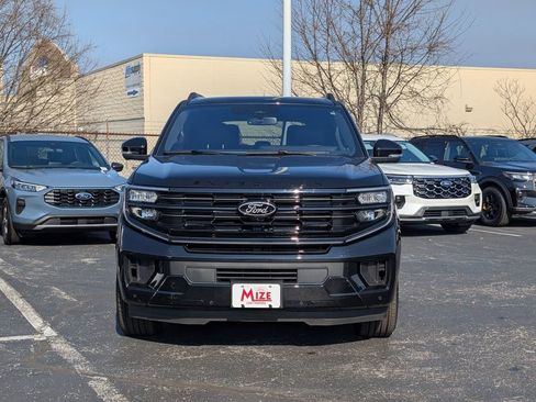 Used 2025 Ford Expedition Platinum w/ Stealth Performance Package image 7