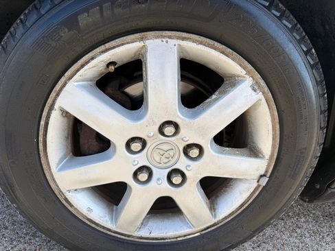 Used 2000 Toyota Avalon XLS image 23