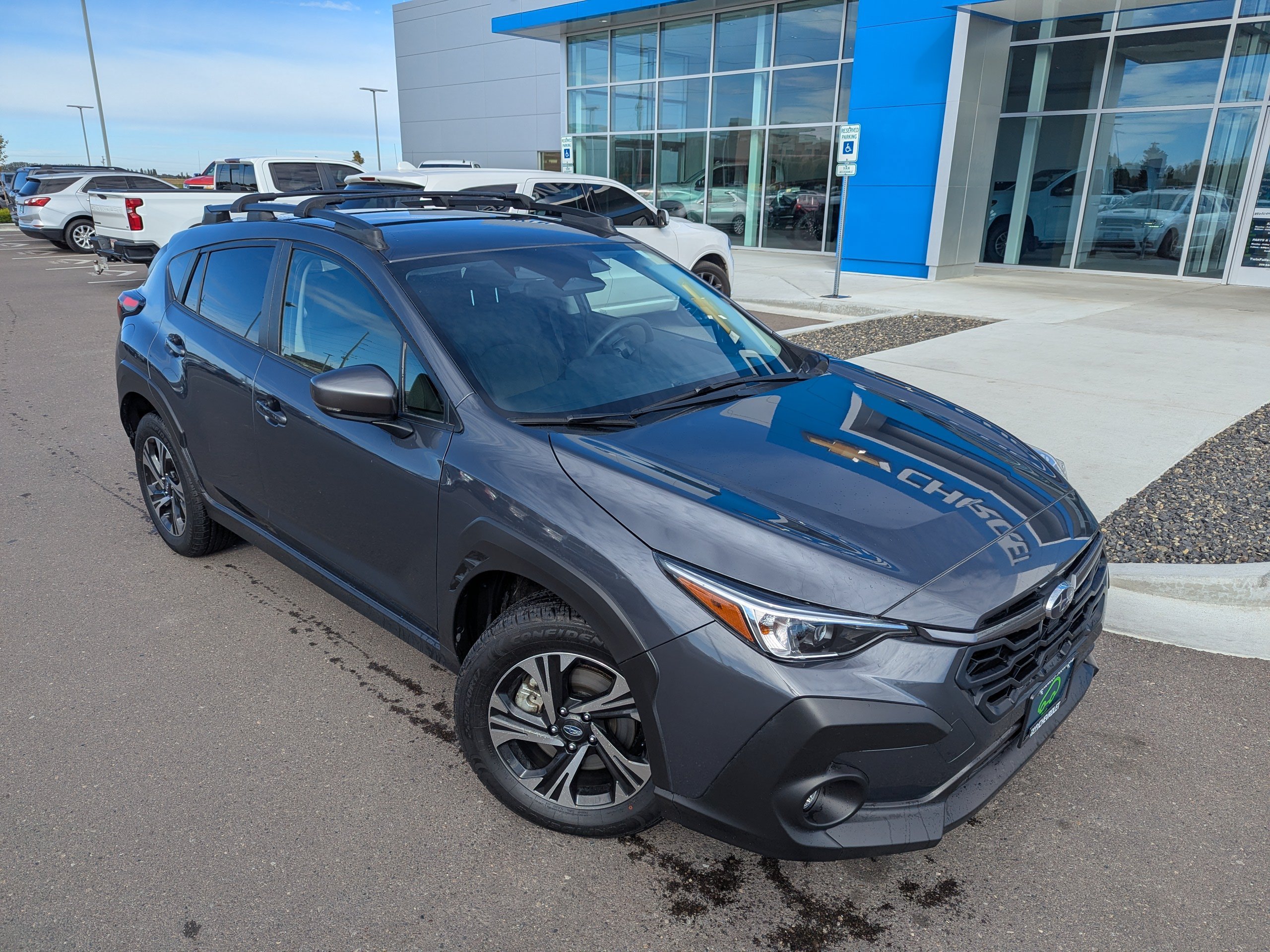 Used 2024 Subaru Crosstrek 2.0i Premium AWD/4WD image 3