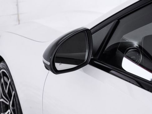 Used 2022 Mercedes-Benz C 300 Sedan image 41