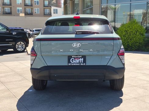 Certified 2026 Hyundai Kona SE AWD/4WD image 5