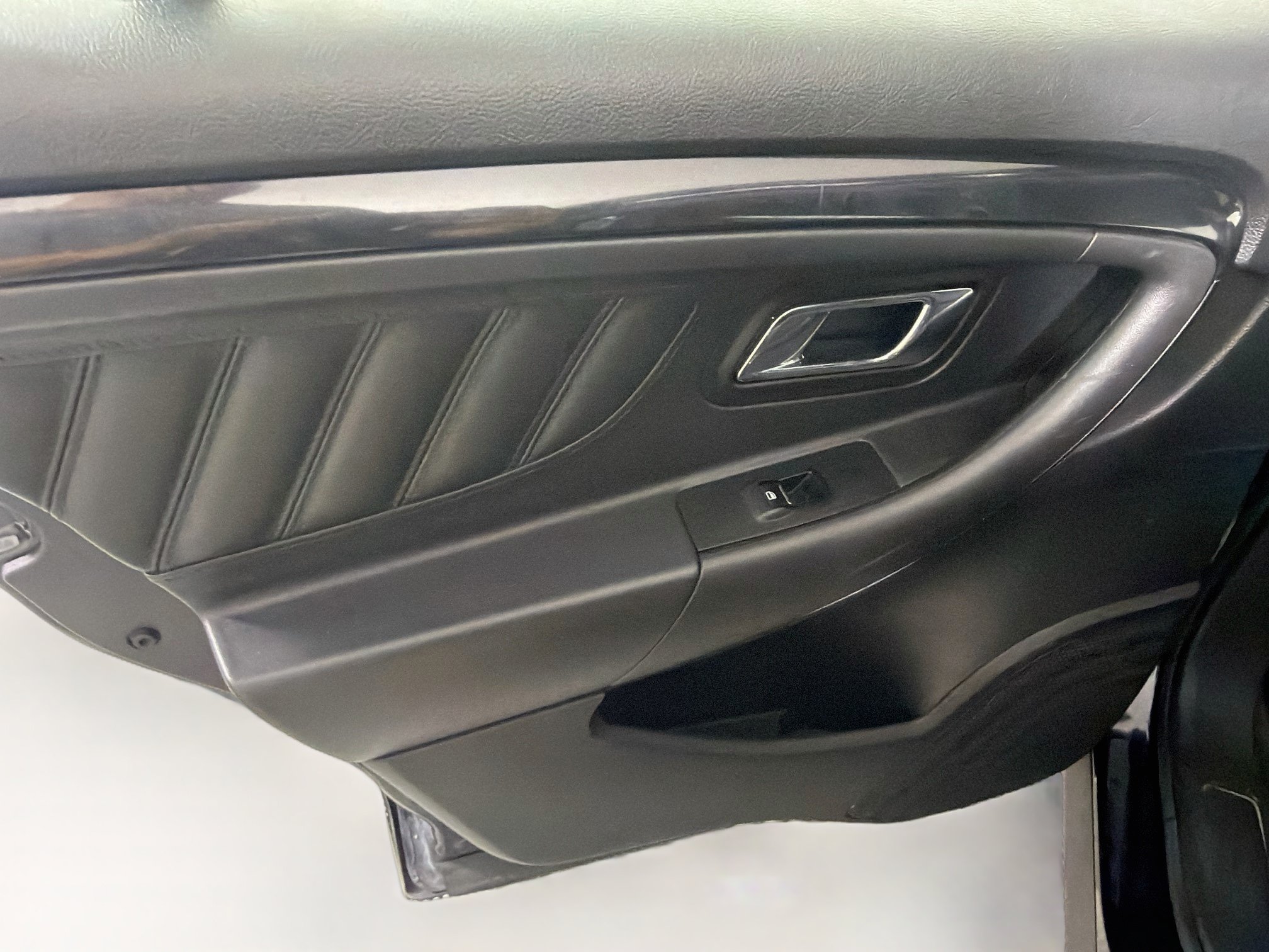 Used 2014 Ford Taurus SHO w/ Equipment Group 401A AWD/4WD image 25